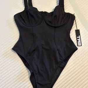 Ta3 Swim’s Hi Lifty bathing suit in Black. Brand new and never worn.